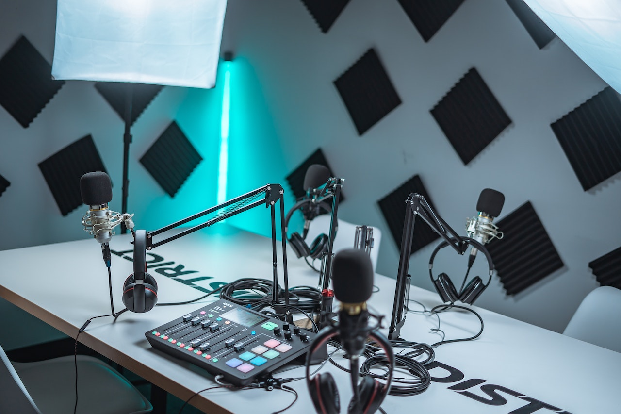 Learning Waves to host Podcast Day 2023 later this month